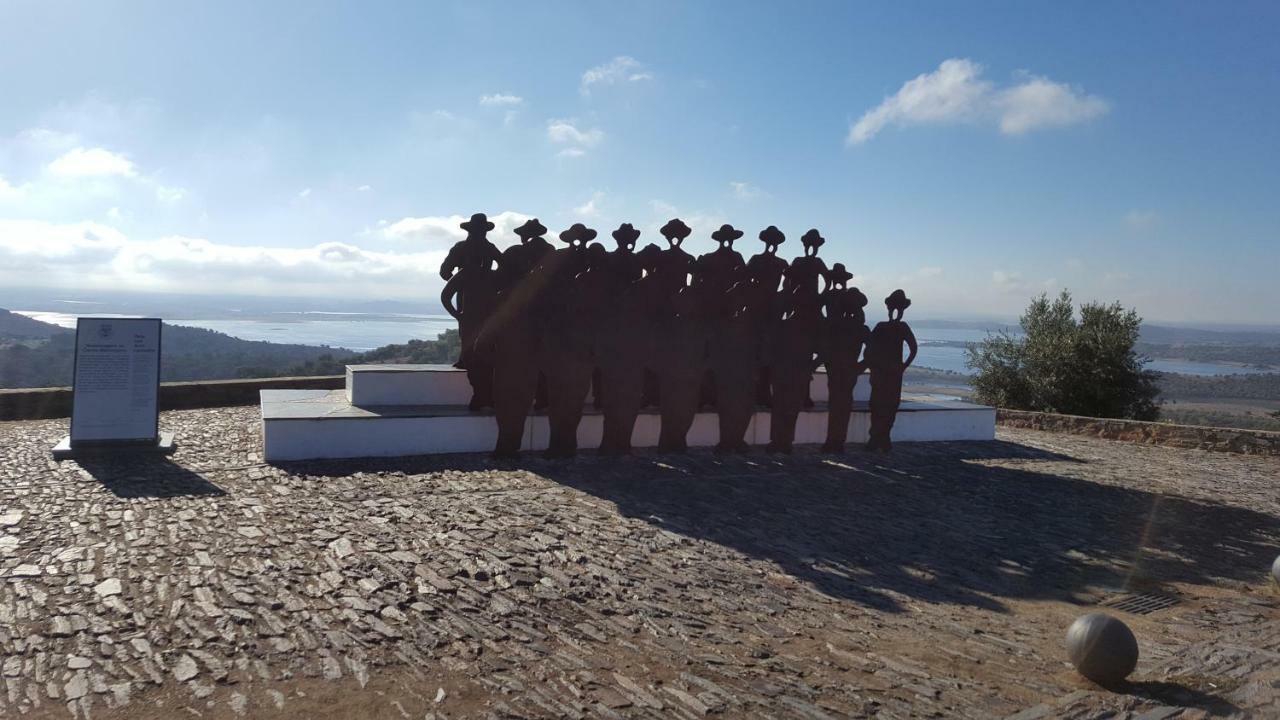 Vila Casa Da Aldeia Monsaraz Exteriér fotografie